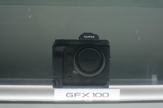 Hadirnya Fujifilm GFX100 Kamera dengan Sensor Gambar  