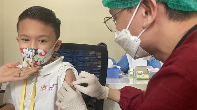 Sampoerna Academy BSD Gelar Vaksinasi untuk Anak Usia 6 – 11 Tahun