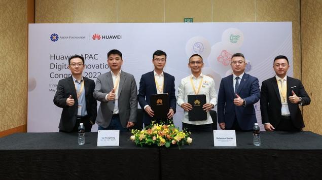 KADIN & Huawei Tandatangani MoU Net Zero Hub, Wujudkan 0 Emisi Karbon di Indonesia