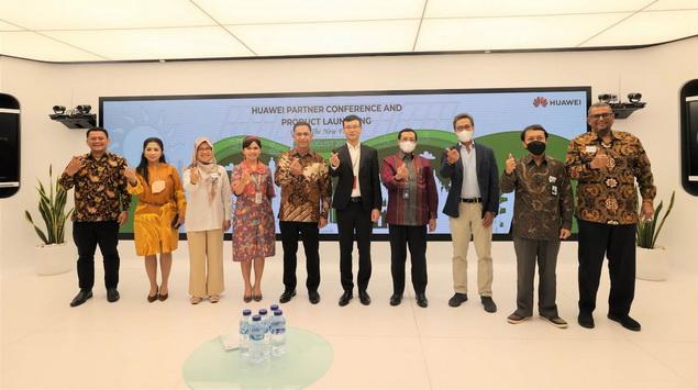 Huawei Siap Percepat Laju Transformasi Energi Hijau di Indonesia