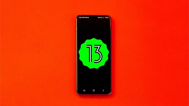 Pengguna Pixel Keluhkan Kerusakan Wireless Charging di Android 13