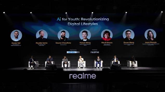 Revolusi Gaya Hidup Digital lewat AI, realme Gelar Diskusi Panel AI for Youth