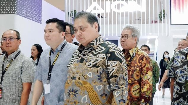 Canggihnya HYPTEC HT Tarik Perhatian Menko Perekonomian RI di GIIAS 2024