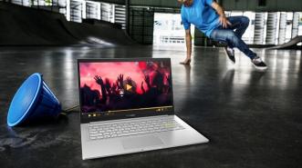 ASUS VivoBook Ultra 14 (K413), Laptop Gen Z dengan Prosesor 10th Gen Intel Core & Chip Grafis NVIDIA GeForce MX Series