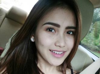 Penyanyi Dangdut ini Jajal Fitur Baru Instagram
