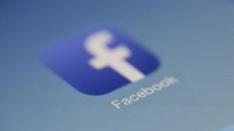 Efek Buruk Jika Terlalu Sering Bermain Facebook