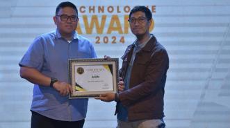 AION Raih Penghargaan Best New Comer EV Car di Technologue Award 2024